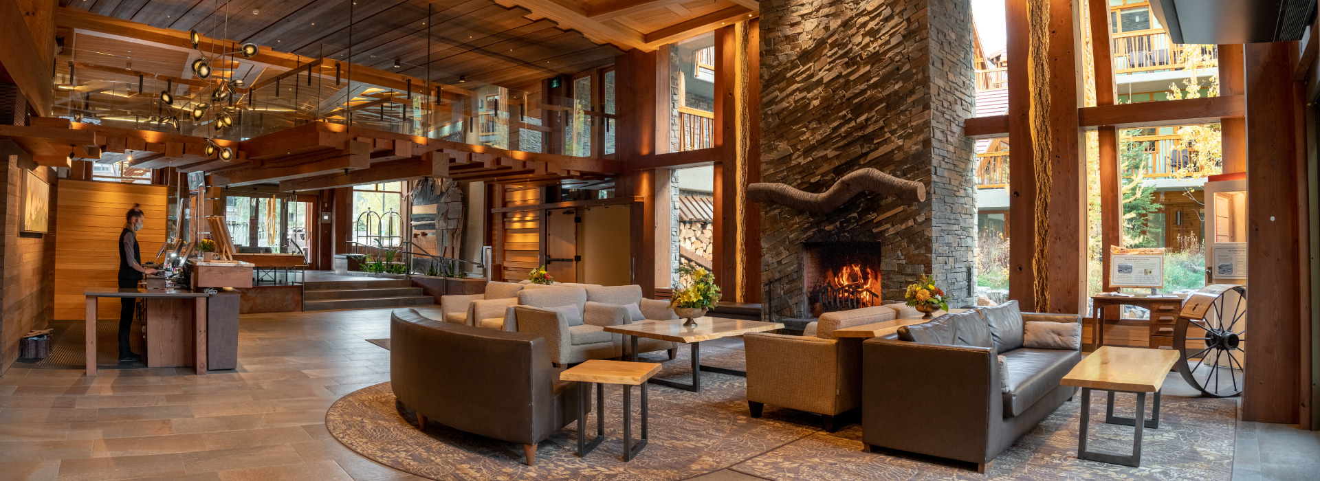 Moose Hotel & Suites Lobby